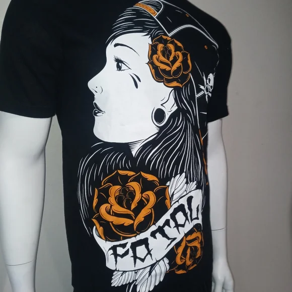 Fatal Clothing T-shirt Sz M - Picture 2 of 5